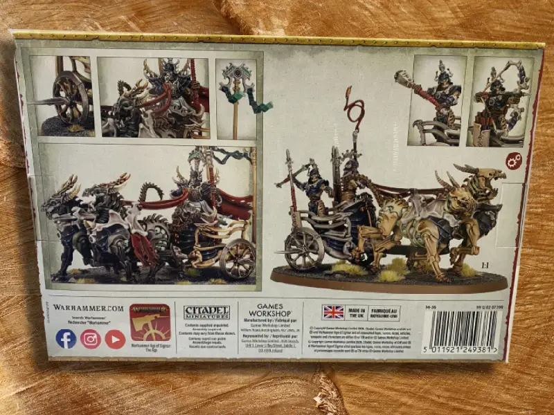 Ossiarch Bonereapers: Liege-Kavalos on War Chariot – Miniature Set