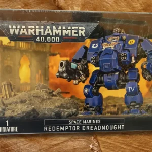 Space Marines: Redemptor Dreadnought – Warhammer 40,000 Miniature Set