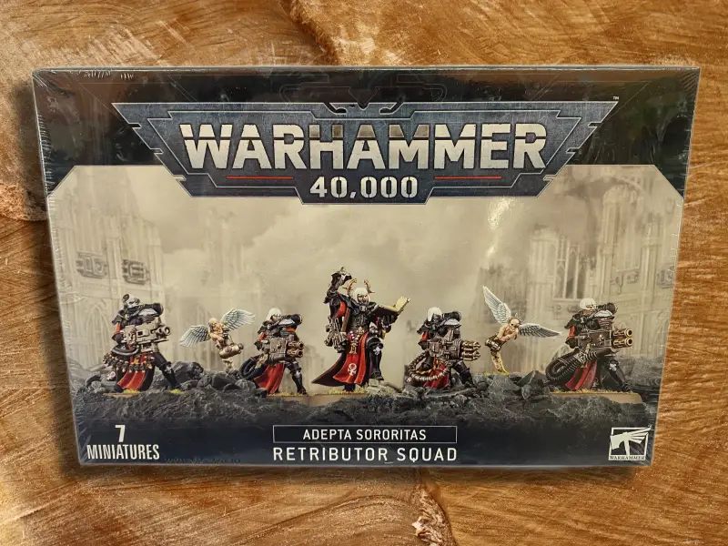 Adepta Sororitas: Retributor Squad – Warhammer 40,000 Miniature Set