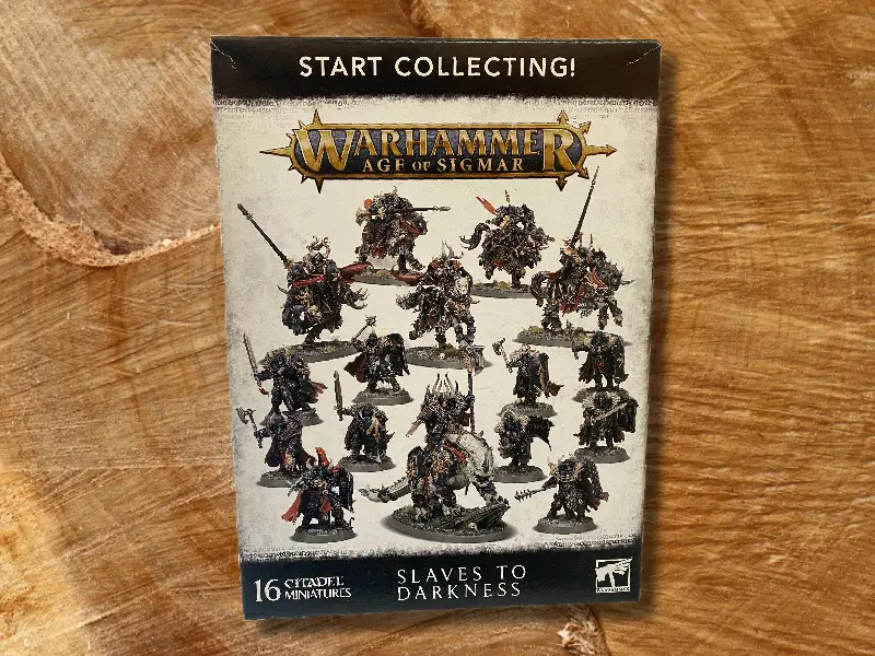 Slaves to Darkness: Start Collecting! – Classic Collector's Box Set